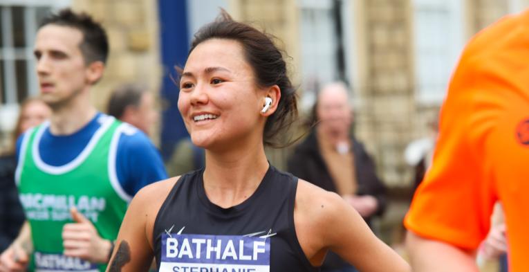 People running in the Bath Half marathon