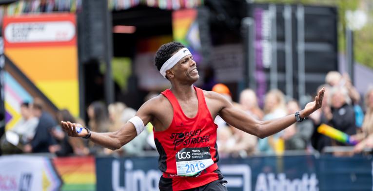 Runner passes through Rainbow Row