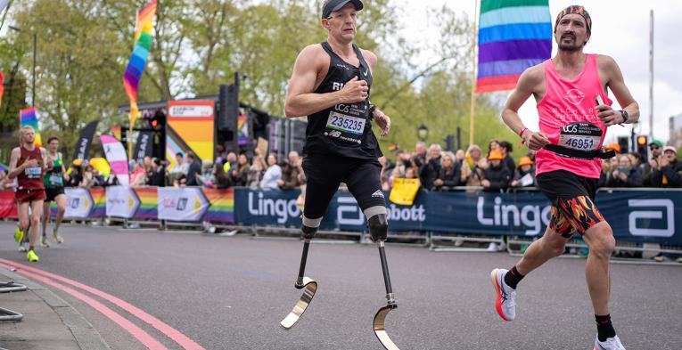 Richard Whitehead at the 2024 TCS London Marathon