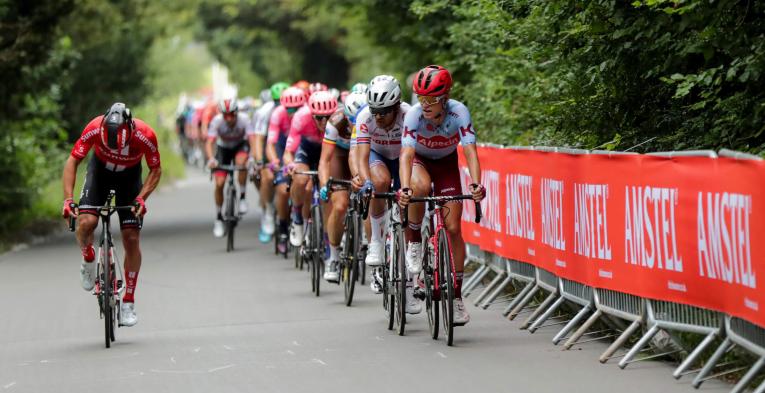 Alex Dowsett leads the peloton at the 2019 RideLondon Classic