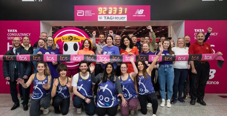 Team GOSH opens the 2023 TCS London Marathon Running Show