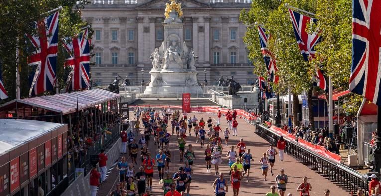 Runners on the mall