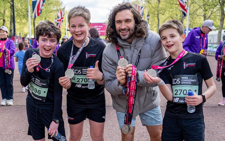 Joe Wicks with TCS Mini London Marathon participants