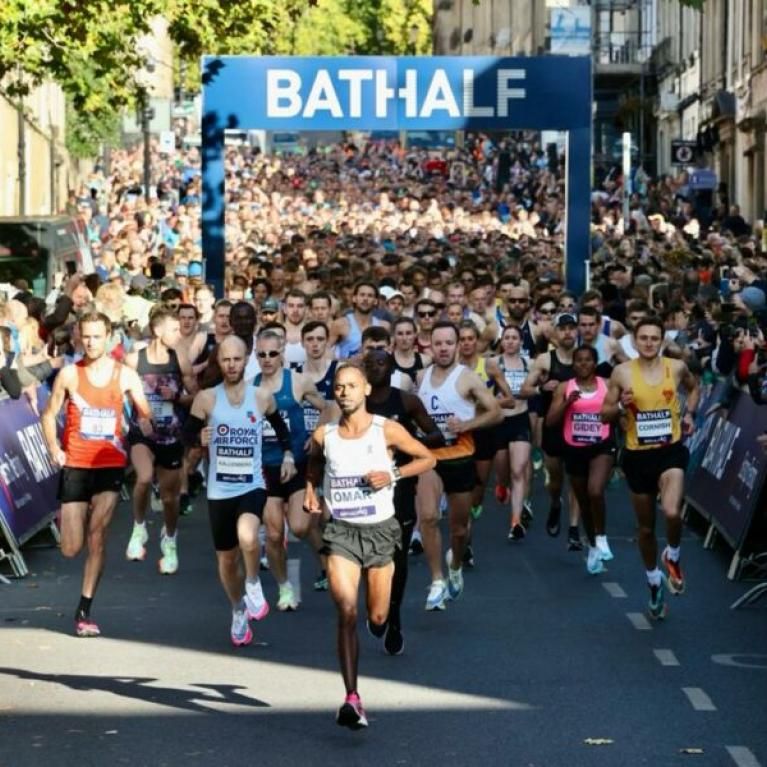 Lots of people running in Bath.