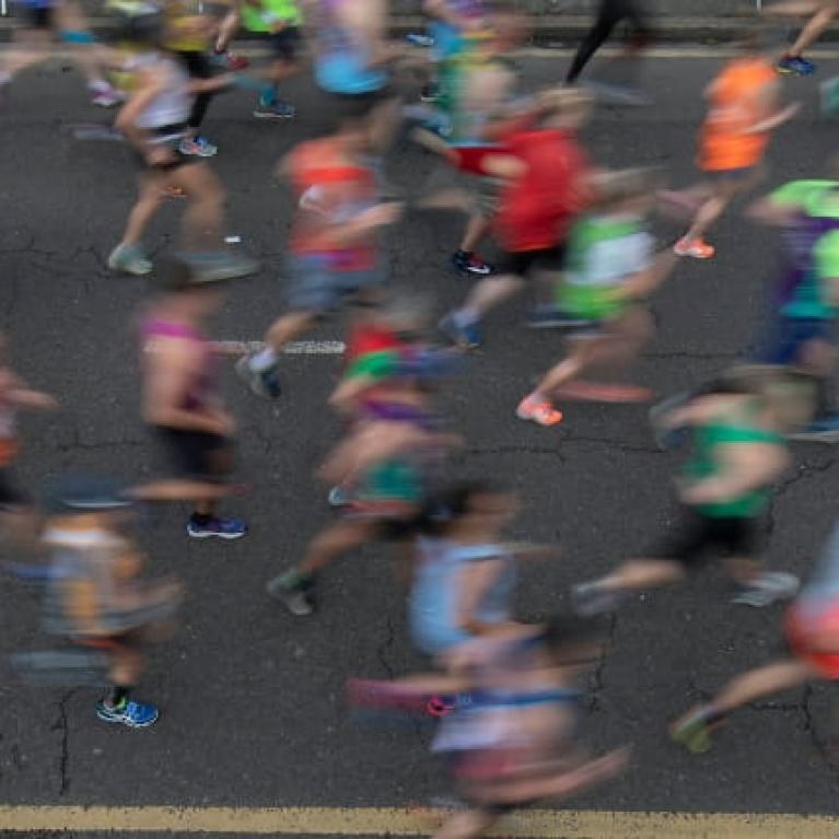 Runners start their Virgin Money London Marathon journey