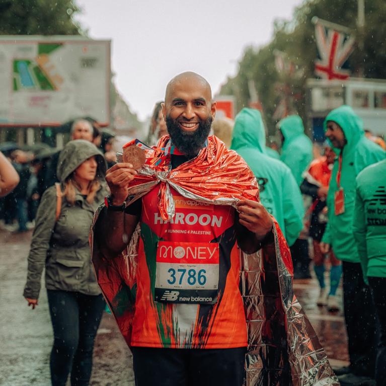 Phil Sesemann completes the 2021 London Marathon