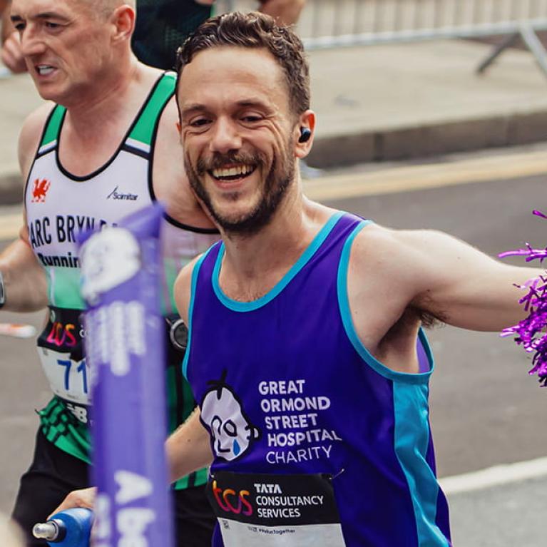 A TCS London Marathon participant running for GOSH Charity