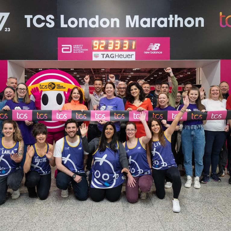 Team GOSH opens the 2023 TCS London Marathon Running Show