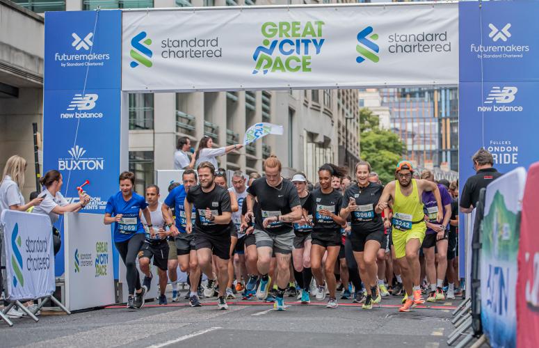 Runners set off from the Great City Race Start Line