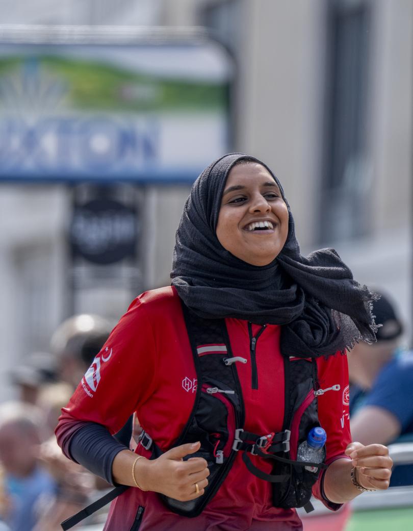 Runner wearing a hijab at an event