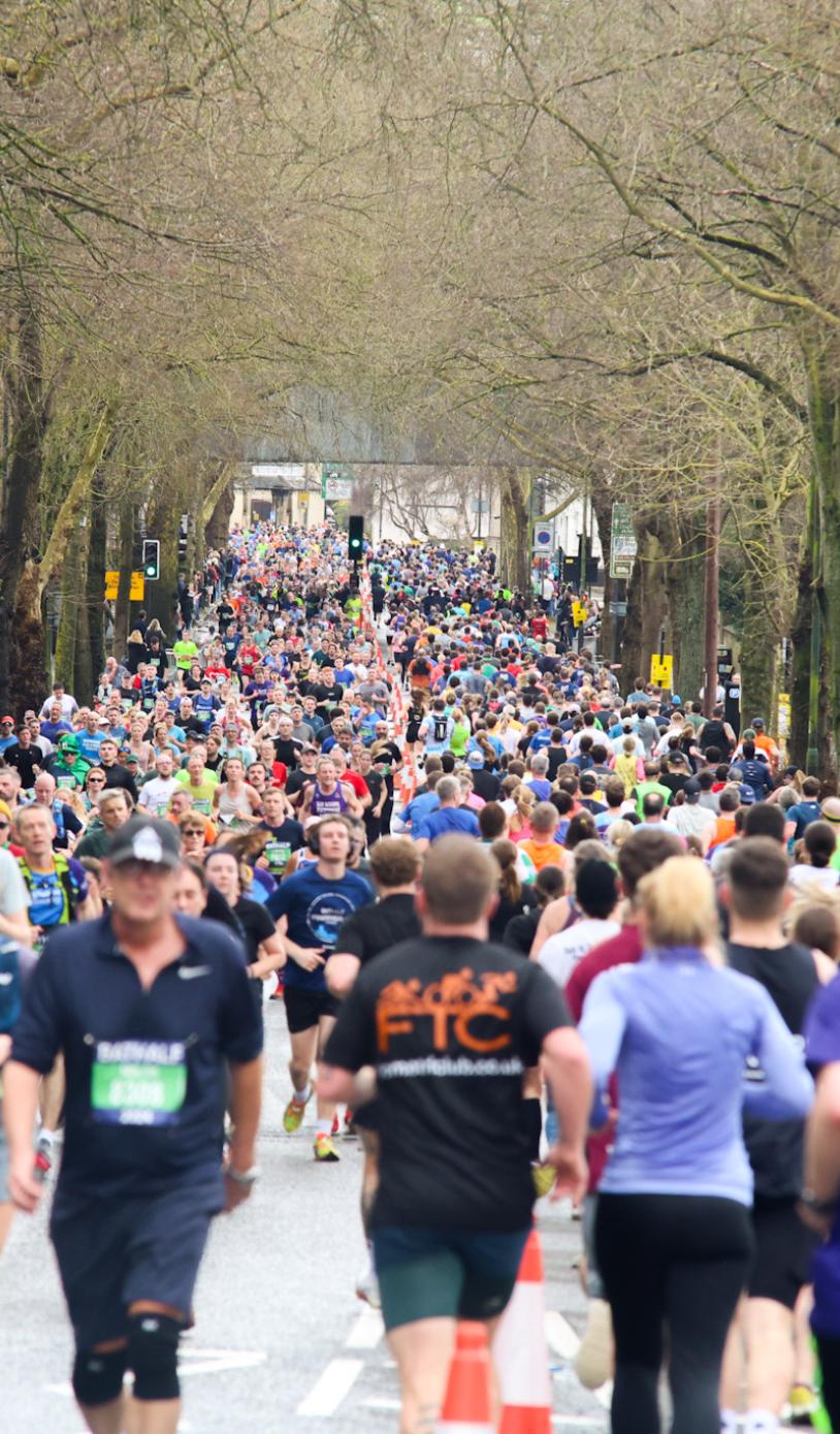 People running in Bath Half Marathon